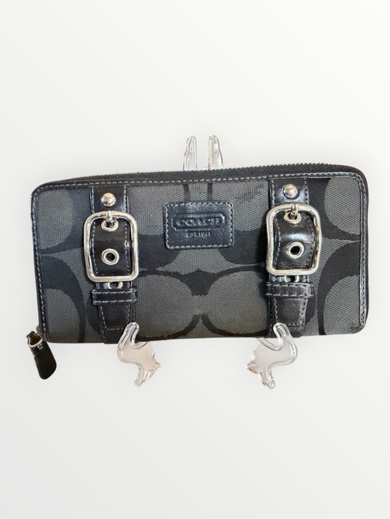Coach Handbags - Coach Vintage Zoe Jacquard Zip Wallet